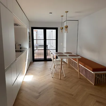 Frans Lichtrijk 2slpk Apartmán *